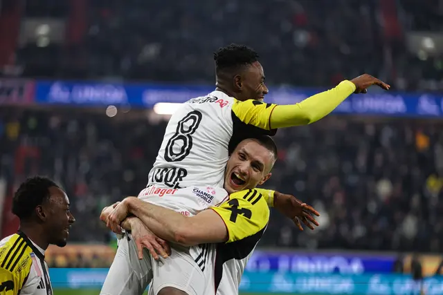 Der zwei Meter große, nur kurze Zeit "verlorene" Sohn ist zurück beim LASK: Sasa Kalajdzic untschreibt bis 2029 beim Double-Sieger und Champions League-Teilnehmer. | Foto: MeinBezirk/Benjamin Reischl