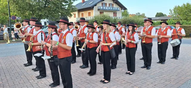 Musikkapellen aus der Region sorgten beim Wood`n Brass Festival für Stimmung. | Foto: TMK Ottendorf