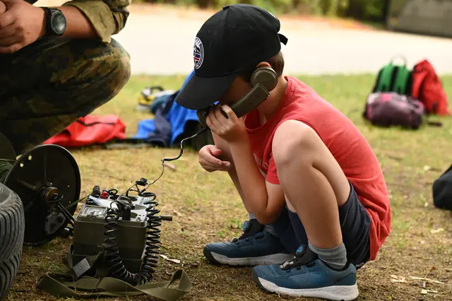 Panzer, Funk und Soldatenalltag: Die Kinder schnupperten beim Ferienspiel in die Welt des Bundesheeres.