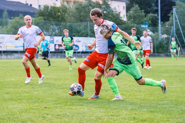 Der FC Patscherkofel kam nicht so recht ins Spiel, holte am Ende aber die drei Punkte. | Foto: Pernsteiner