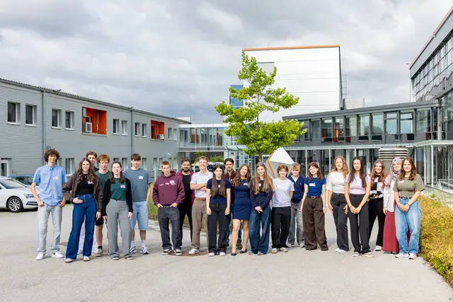 Die Teilnehmerinnen und Teilnehmer des BMD Future Lab wissen: Dieses Praktikum hebt sich von anderen Praktika ab, weil man an Projekten arbeitet, die dann im Unternehmen Anwendung finden.  | Foto: BMD – Gabor Bota