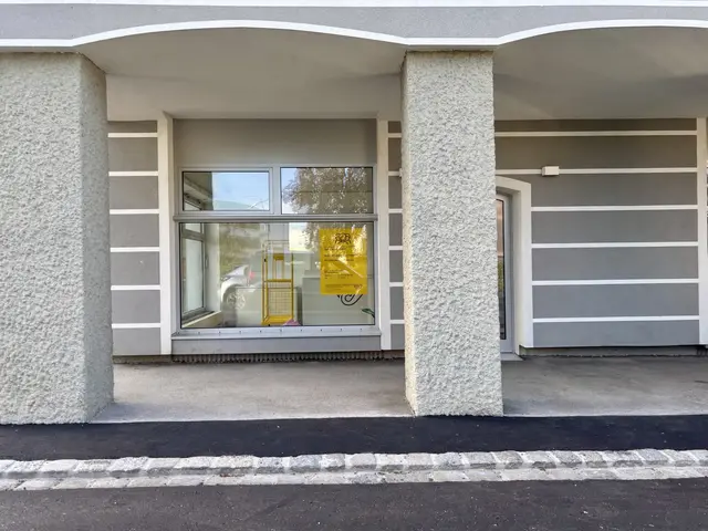 In der Ferdinand-Vielguth-Straße 18 neben der Sparkasse zieht der neue Post-Partner für die Vogelweide ein. | Foto: MeinBezirk/Felix Aschermayer