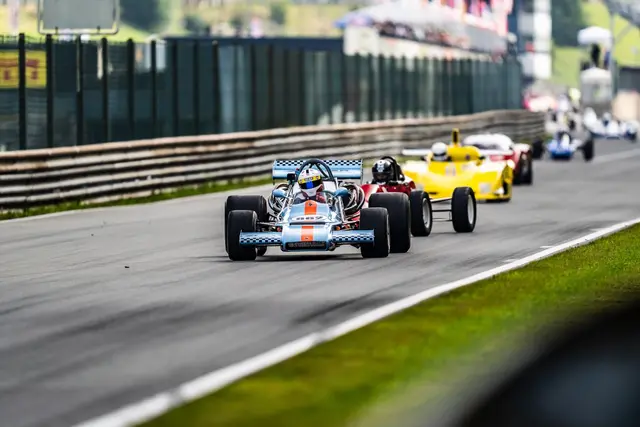 Mit den Tourenwagen-Legenden werden Erinnerungen an die DTM-Rennen am Salzburgring in den 1980er-Jahren geweckt. | Foto: Manuel Mackinger/IGMS