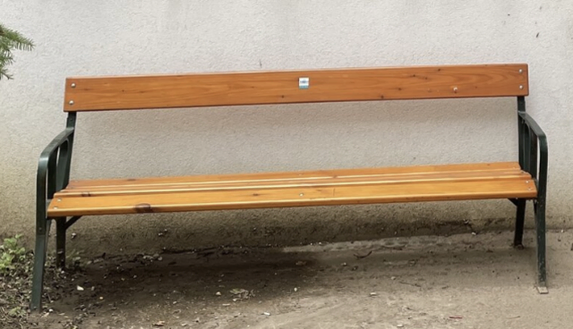 Vor einiger Zeit hatte die Stadtgemeinde Horn darüber informiert, dass unter anderem eine Parkbank aus dem Stadtpark verschwunden war. | Foto: Privat