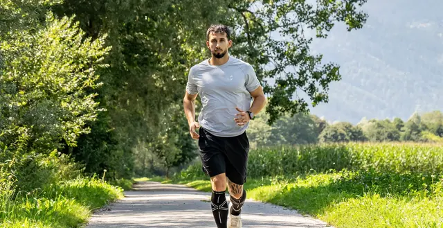 Ermin Muslimovic läuft im September von Spittal nach Bosnien und Herzegowina. | Foto: Privat