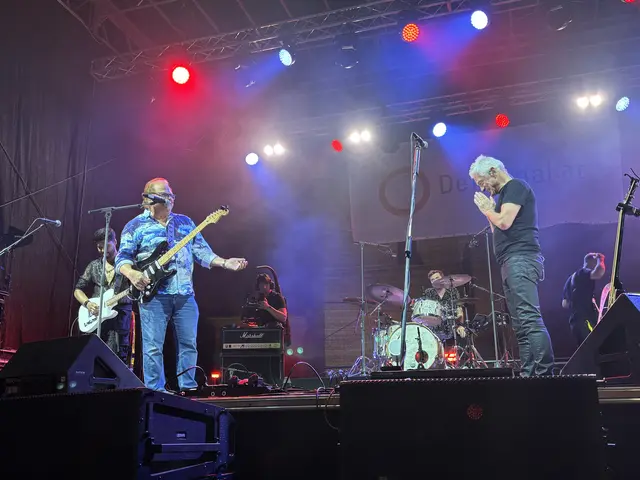 Wenn sich die Legenden treffen. | Foto: Lauren Fahrenberger / MeinBezirk