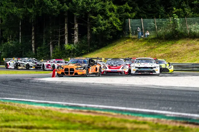Die Zuseherinnen und Zuseher erwarten am Salzburgring wieder spannende Rennen. | Foto: Manuel Mackinger/IGMS
