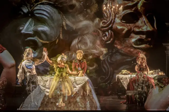 Die Barockoper:Jung «Atalanta» brachte Maskenspiele, Verwirrungen, unglückliche und erfüllte Liebe auf die Bühne und wurde vom Publikum begeistert angenommen. | Foto: © Birgit Gufler