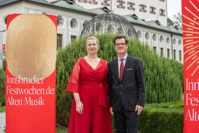 Das Jubiläum war ein voller Erfolg für das Leitungsteam der Innsbrucker Festwochen der Alten Musik: Mag. Eva-Maria Sens (Künstlerische Direktorin) und Dr. Markus Lutz (Kaufmännischer Direktor)  | Foto: © Birgit Pichler