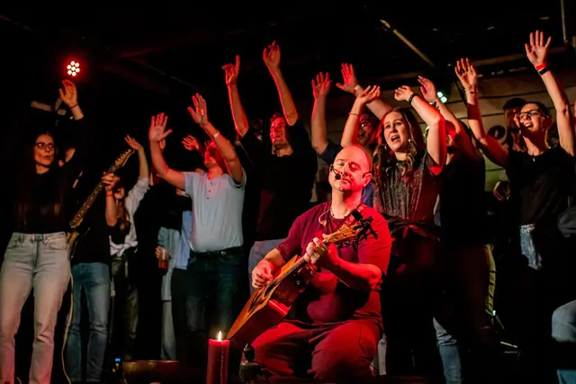 Am Samstag, dem 10. Oktober, lädt der Salzburger Verein „Rock for Mental Health“ zum großen „World Mental Health Day Concert“ in den Living Room Salzburg ein. | Foto: Rock for mental health