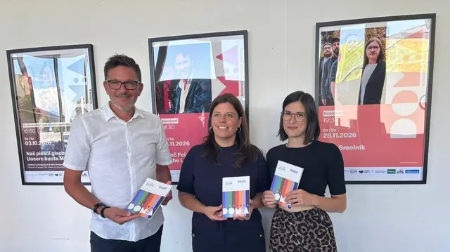 Danilo Katz, Katja Mandl und Natalija Hartmann (v. li.) präsentierten die neue Reihe DOM:A im Kulturni dom Pliberk/Bleiburg | Foto: MeinBezirk.at/Gerhard Gruber