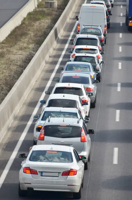 Teilweise reichte der Stau bis nach Linz zurück. | Foto: xxlphoto/smarterpix