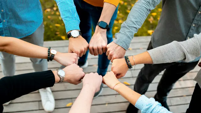 In Sellrain wird durch eine Bürgerbeteiligung auf das geballte Wissen der Sellrainer und Sallrainerinnen zurückgegriffen.  | Foto: unsplash / Andrius Budrikas
