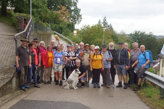 Die Wanderer aus Frankenburg erreichten nach 246 Kilometern ihr Ziel. 	 | Foto: Hans Gleisenberg 