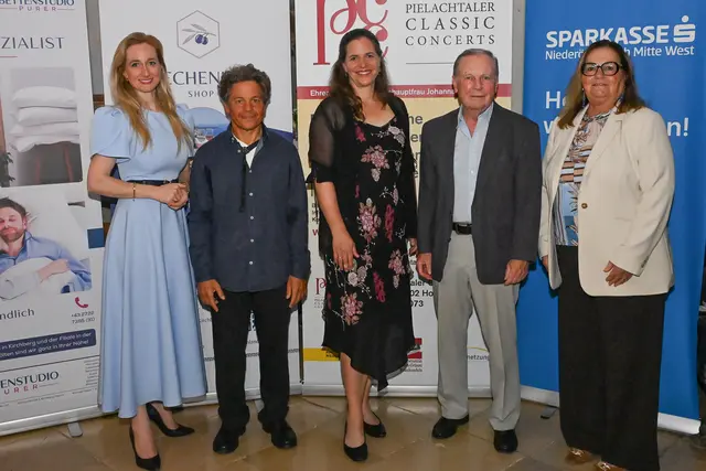 Teresa Auersperg-Zaksek, Sándor Rigó, Christina Leeb-Grill, Gerhard Habl und GR Gabriele Vavra. | Foto: Andreas Daxböck