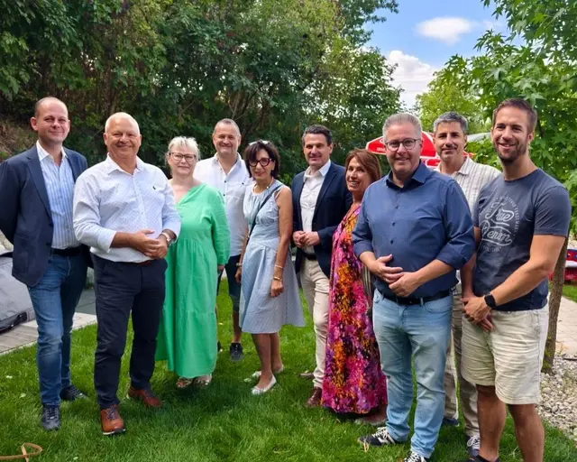 Ein gelungenes Sommerfest der Behinderten-Förderungsvereins Neusiedl am See: Zahlreiche Gäste genossen gemeinsam einen schönen Nachmittag und unterstützen dabei die wertvolle Arbeit des Vereins.  | Foto: ÖVP Neusiedl am See