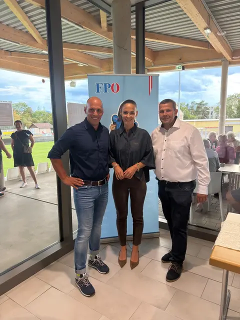 Helmut Fiedler, Lisa Schuch-Gubik und Peter Schmiedlechner. | Foto: FPÖ NK