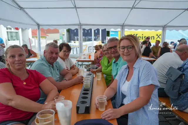 Beim dritten Bullfest des Dartclubs Bullseye in Großhöflein wurde am Wochenende gemeinsam gefeiert, gelacht und bis in den Abend hinein eine gute Zeit verbracht..
 | Foto: Thomas Werchota