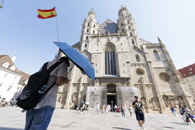 Auch den Gästen wurde es im August bei bis zu 41 Grad sicherlich heiß in der Hauptstadt. Die Branche müsse jedoch auf das Gesamtjahr blicken, so Novak. | Foto: 	Wien // Vienna / Wien // Vienna / Österreich // Austria