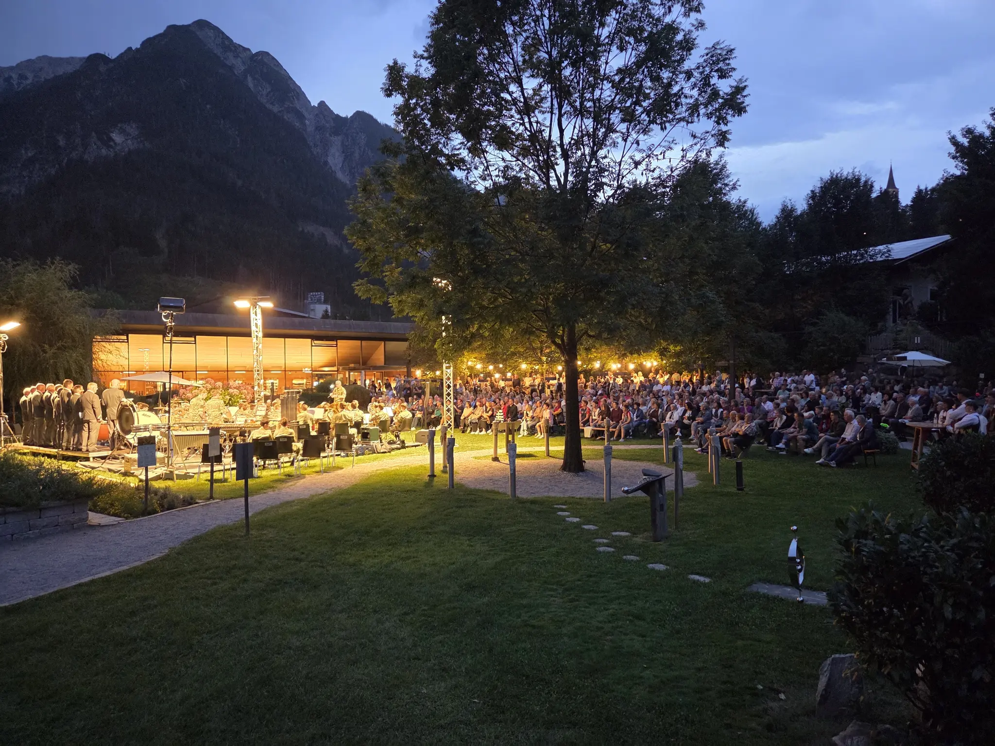 Summer Night Concert at the Vitalpinum: Over 400 visitors enjoyed music ...