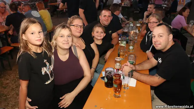 Die Gäste genossen das Sommerfest bei Musik und gemütlichem Beisammensein. | Foto: FF Breitenwaida/Franz Groiss