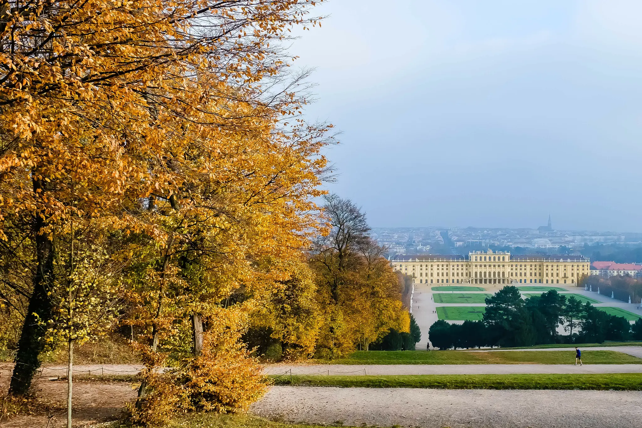 Kalendarischer Herbstbeginn Die Bl tter Fallen Und Die Tage Werden 