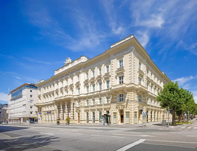 „Motel One Group“ übernimmt das bisherige Hyperion Hotel im Salzburger Palais Faber.  | Foto: IFA AG