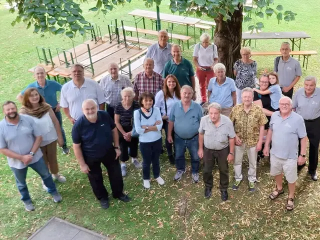 Männergesangverein auf historischer Spurensuche in Deutsch-Wagram. | Foto: MGV Thenneberg