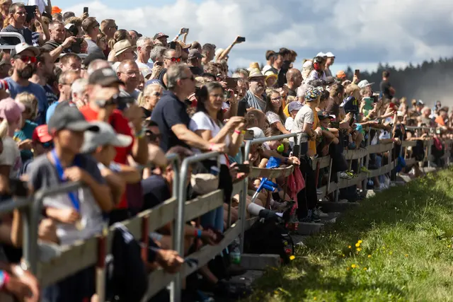 Schlamm, Motoren und volle Konzentration: Das Wetter machte die Rennstrecke in Reingers zusätzlich anspruchsvoll. | Foto: TOC Reingers