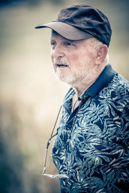 Erich Strobl von der „Lokalinitiative KZ Gedenkstätte Mauthausen Außenlager Hirtenberg“. | Foto: Husar, C. / Lokalinitiative NS-Zwangsarbeit Leobersdorf