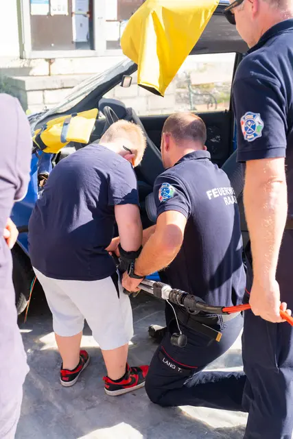 Die FF Raab und der FF Steinbruck-Bründl sorgen heuer mit dem ÖAMTC-Unfallsimulator für ein besonderes Erlebnis. Das Bild stammt vom Michaelimarkt 2024. | Foto: David Reiter &amp; Bilderwerkstatt Bischof