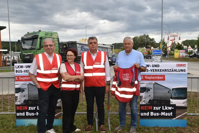 Die Wirtschaftskammer führte eine Lkw-Zählung beim Turbokreisverkehr in Oberwart durch. | Foto: MeinBezirk/Michael Strini