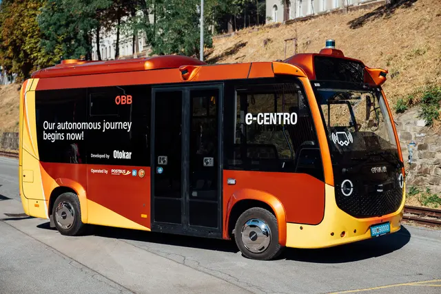 Beim European Forum Alpbach 2026 kommt erstmals ein vollelektrischer Bus mit vollautomatisierter Fahrfunktion im regulären Fahrgastbetrieb zum Einsatz. | Foto: ÖBB/Willinger