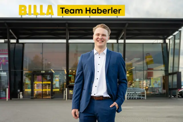 Lukas Haberler ist seit 2018 Teil der BILLA Familie und startet ab sofort als selbstständiger Kaufmann in der Gerasdorfergasse in Wiener Neustadt durch. | Foto: BILLA AG / Christian Dusek