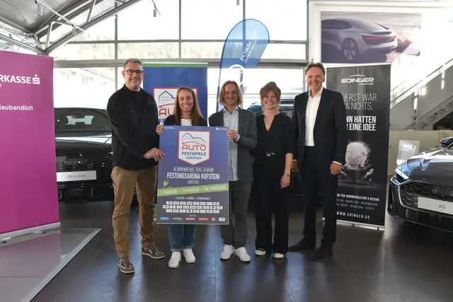 Mario Edinger (Edinger Communication), Susanne Zöhrer (GF Porsche Kufstein), Andreas Sieberer (Markenleitung Audi), Lea Rabl (Autohaus Fuchs) und Otto Dialer (Sponsor, Sparkasse Kufstein).  | Foto: Barbara Fluckinger