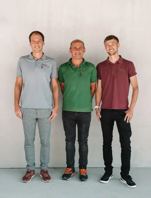 Generationswechsel in St. Johann: Michael Schaubmaier, Fritz Schaubmaier und Patrick Ringler (von links). | Foto: Melanie Schaubmaier Business Foto &amp; Video