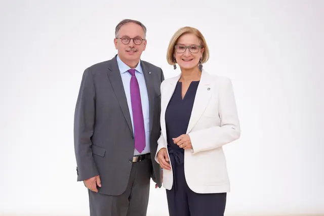 Landtagsabgeordneter Richard Hogl und Landeshauptfrau Johanna Mikl-Leitner | Foto: VPNÖ