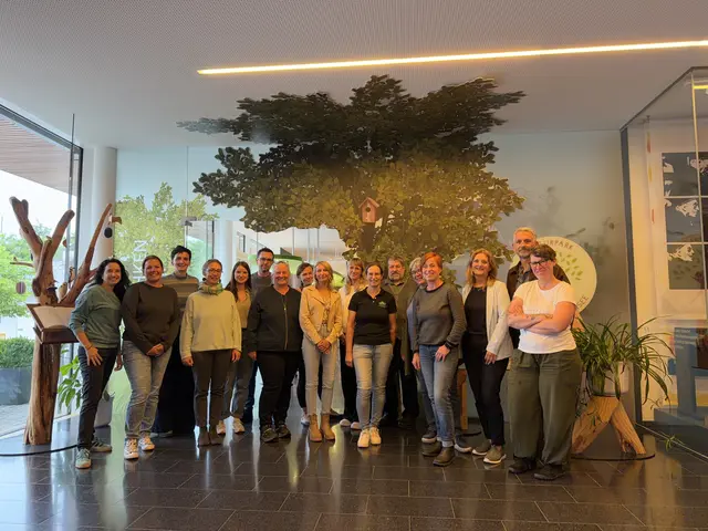 Das Projektteam vom Naturpark Attersee-Traunsee und dem IFZ arbeitet mit fünf Schulen zum Thema Bodenschutz. | Foto: Naturpark Attersee-Traunsee