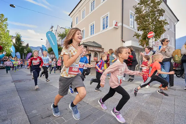 Auch bei der diesjährigen Auflage wird auf Nachhaltigkeit gesetzt. „IN TELFS LAFT’S“ wird als GREEN EVENT durchgeführt. | Foto: Kameraklub Telfs