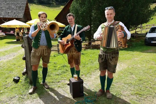 Die passende Musik darf nicht fehlen.