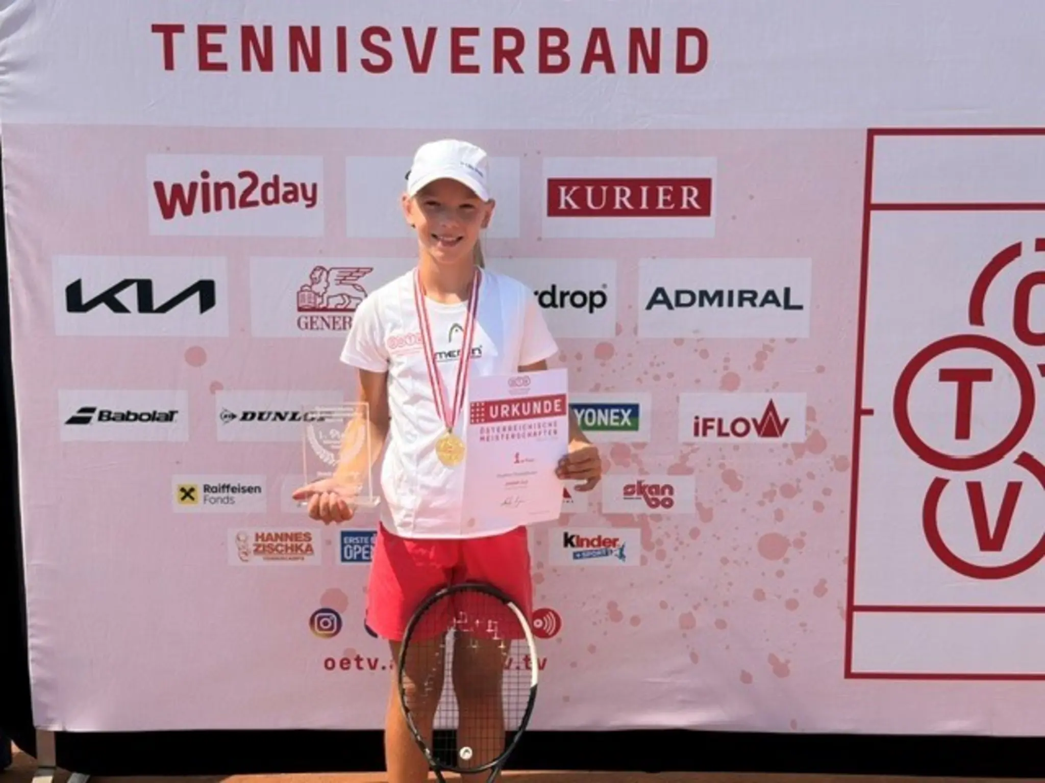 UTC St. Florian/I.: Sophia Haslehner erobert Tennis-Österreich – und holt ...