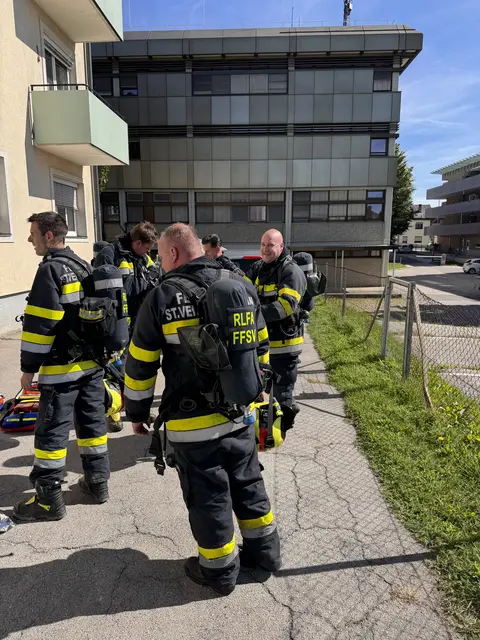Die Feuerwehr St. Veit wurde am Freitagvormittag zu einem Wohnungsbrand alarmiert. | Foto: FF St.Veit/Glan 2026