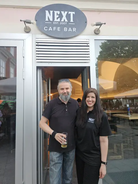 Next Stopp Hauptplatz: die beiden Gastro-Profis Christian und Michaela Erlacher tauschen den Tag gegen die Nacht. | Foto: Sandra Löchinger