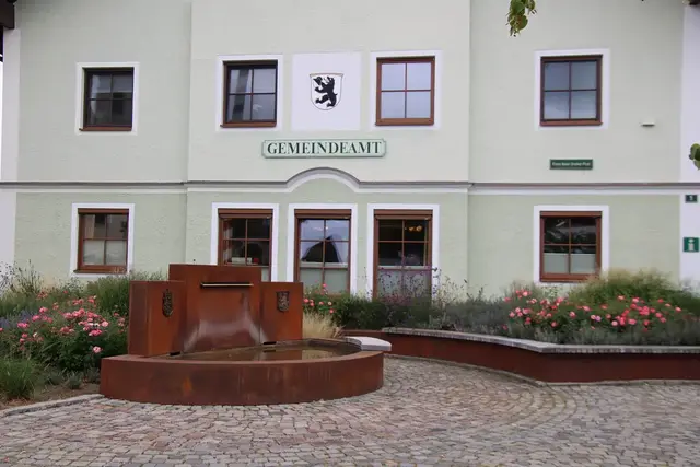 Berndorf bei Salzburg liegt idyllisch im nördlichen Flachgau und bietet zahlreiche Möglichkeiten für Wanderungen und Freizeitaktivitäten. | Foto: Wolfgang Schweighofer