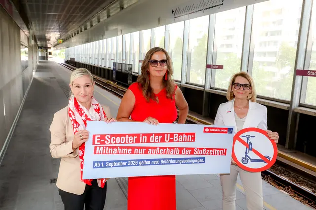 v.l.n.r.: Monika Unterholzner (stellvertretende Generaldirektorin Wiener Stadtwerke), Ulli Sima (Öffi-Stadträtin) und Alexandra Reinagl (Geschäftsführerin Wiener Linien). | Foto: Stadt Wien/Christian Fürthner