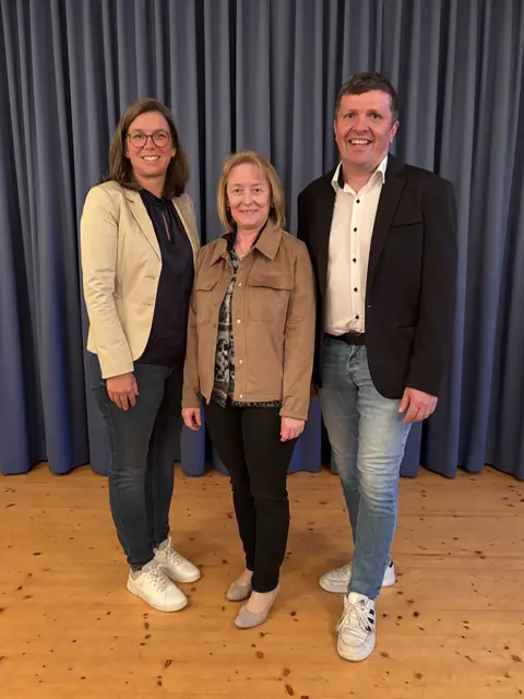 Obmann-Stellvertreterin Marlene Lauter, Musikschul-Gesamtleiterin Riccarda Schrey und Obmann Martin Kößner | Foto: Musikschule Thayaland