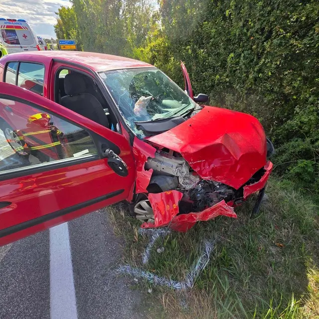 Für die Dauer der Unfallaufnahme musste die B50 im Bereich der Kreuzung vorübergehend gesperrt werden. | Foto: Feuerwehr Eisenstadt