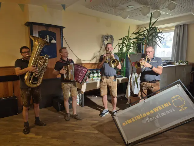 Die „Mühlviertler Musi-Roas“ entstand in Anlehnung an die früher auf den Bauernhöfen gepflegte „Rocka-Roas“. | Foto: zVg