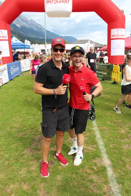 Die Moderatoren Martin Veith und Mike Metelko
