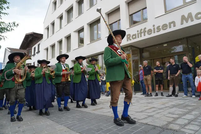 Marktmusikkapelle Telfs marschierte vor dem Neubau auf. | Foto: Georg Larcher / MeinBezirk